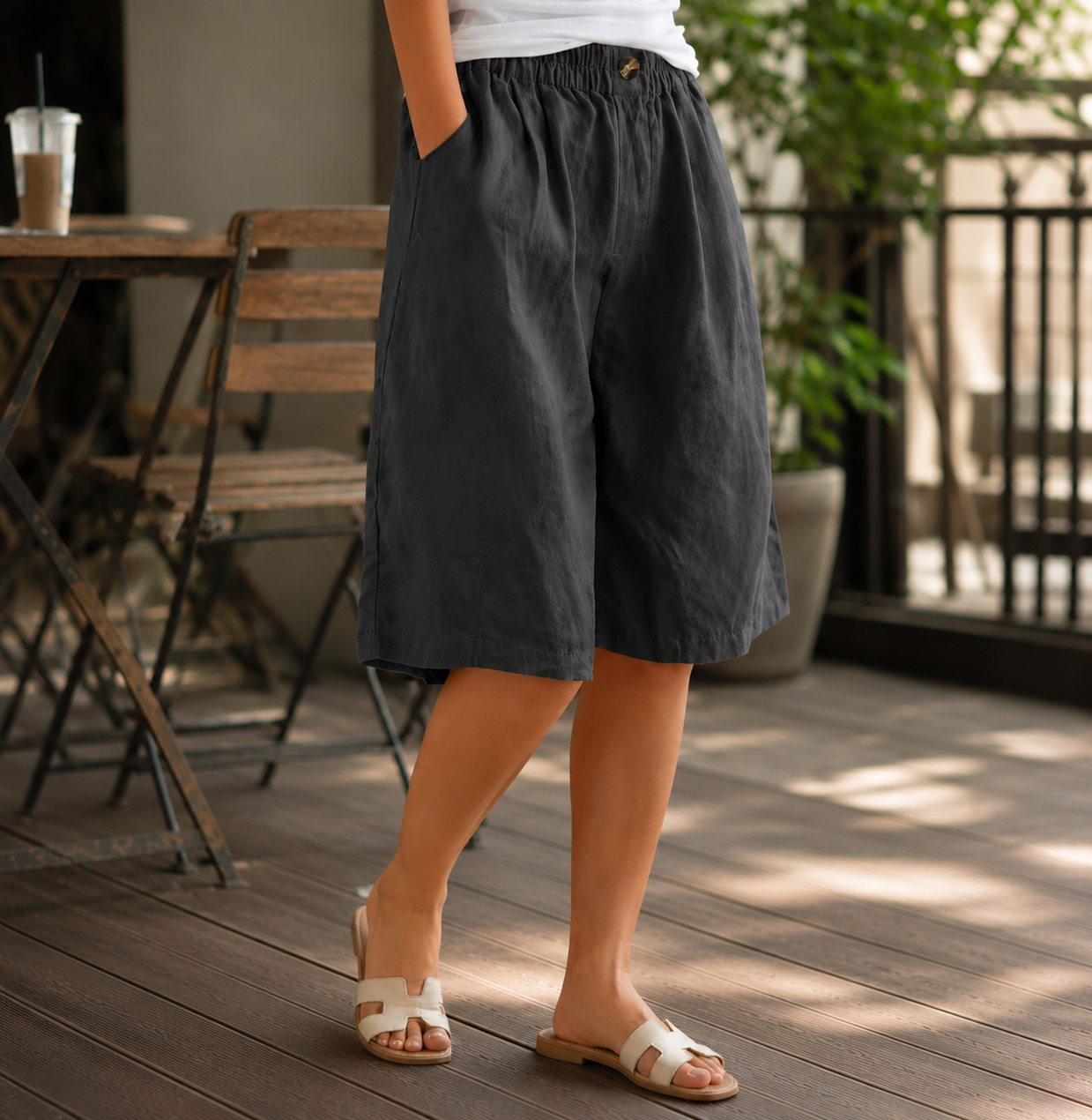 Trogir Linen Elastic Waist Shorts