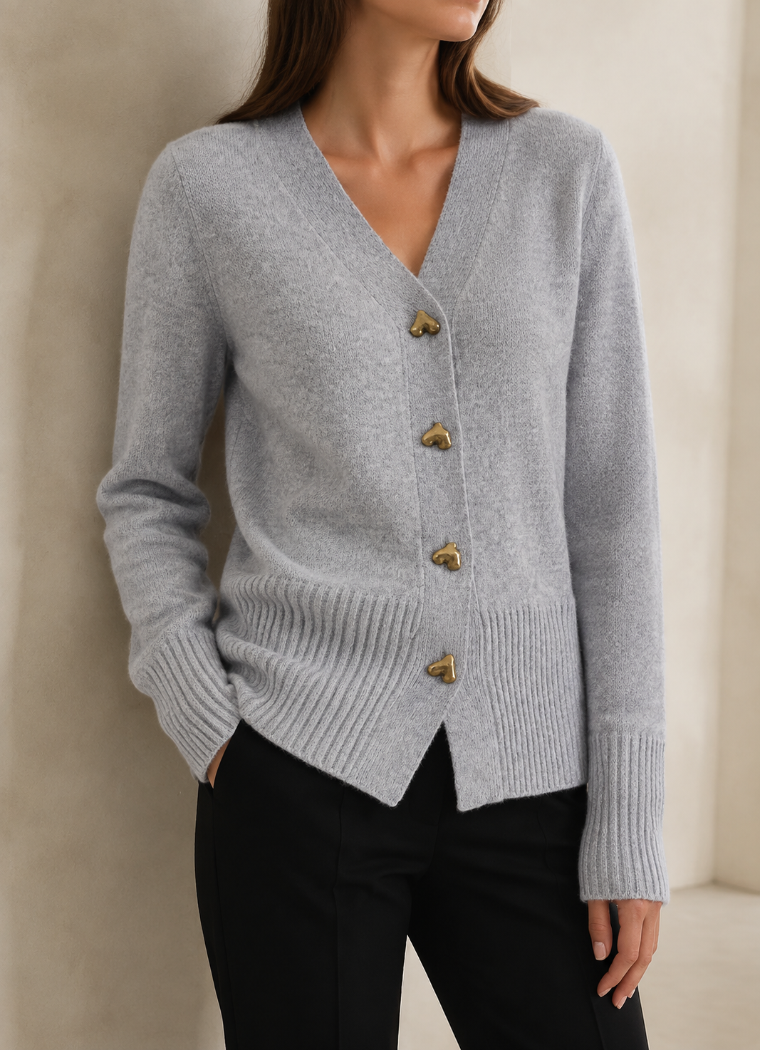 Comillas Heart Button Cardigan